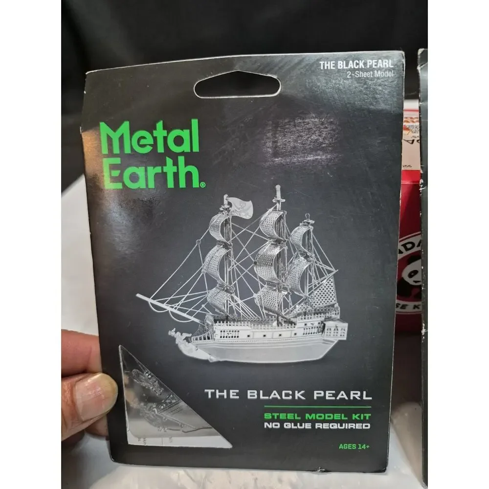Lot/2 NEW Metal Earth Puzzle Model Stegosaurus Dinosaur & The Pirate Ship.